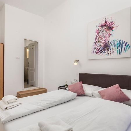 Apartment Doris غييكا المظهر الخارجي الصورة