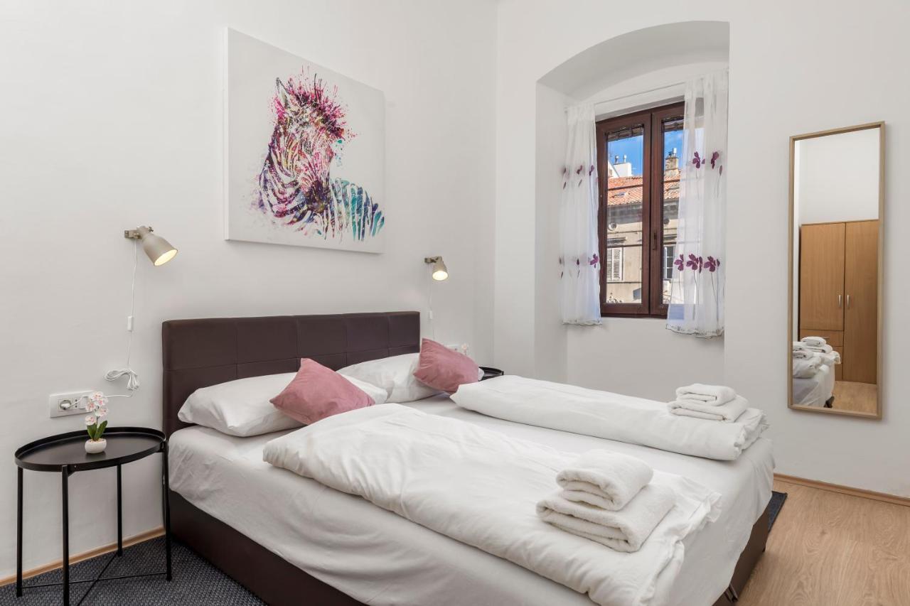 Apartment Doris غييكا المظهر الخارجي الصورة